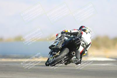 media/Jan-10-2025-CVMA Friday Practice (Fri) [[489e0da257]]/Group 4 and Trackday/Session 4 (Turn 16)/